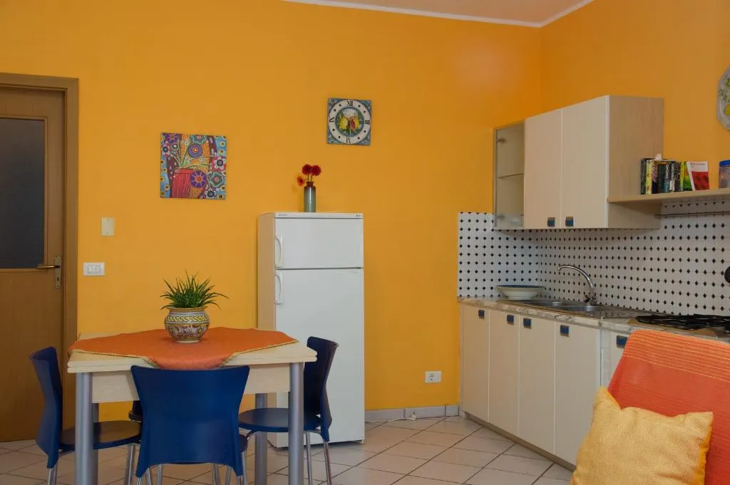 APARTMENT TWO BEDROOMS Room, Lumia Case Vacanze, Catania