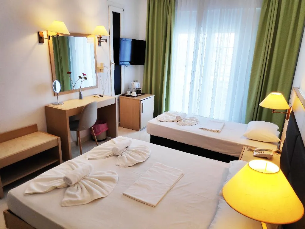TRIPLE CLASSIC Room, Halkidiki Palace, Halkidiki