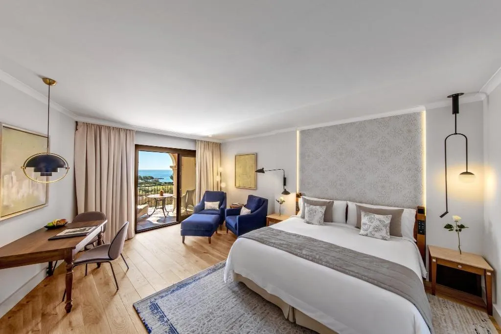 Room, The St. Regis Mardavall Resort, Majorca