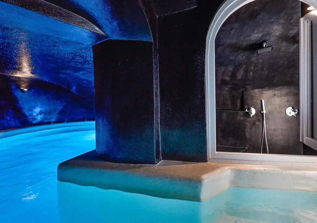 VILLA WITH PRIVATE POOL Room, Infinity Suites & Dana Villas, Santorini