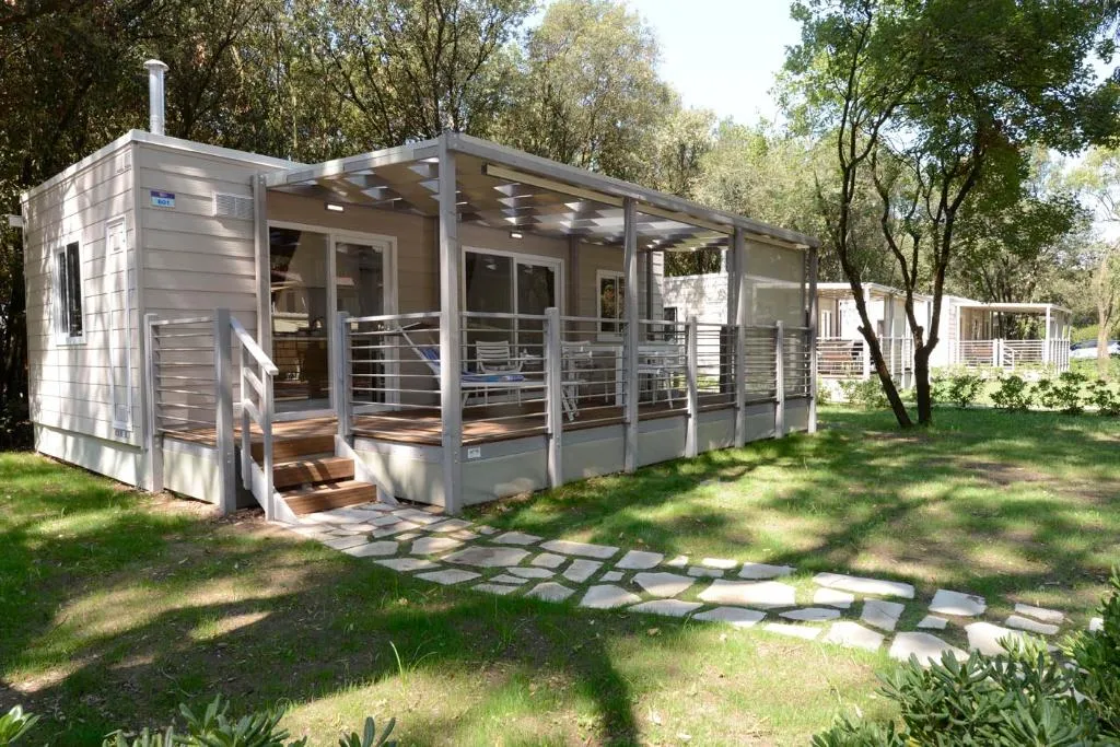 MOBILE HOME CAPACITY 6 Room, Baia Domizia Camping Village, Naples