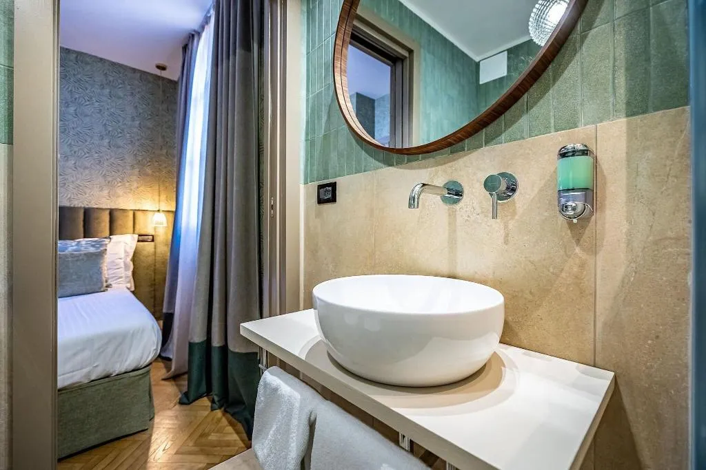 DOUBLE ECONOMY Room, Duomo Firenze, Florence