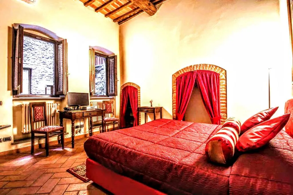 JUNIOR SUITE ONE BED Room, La Corte Del Re, Florence