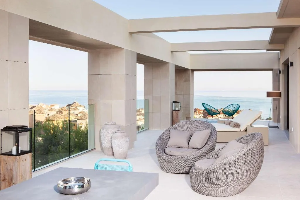 Room, The Oasis by Don Carlos Resort, Costa Del Sol