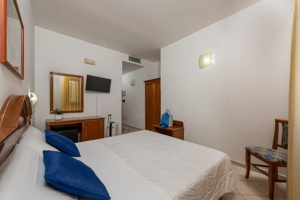 DOUBLE CLASSIC Room, Helios Hotel, Palermo