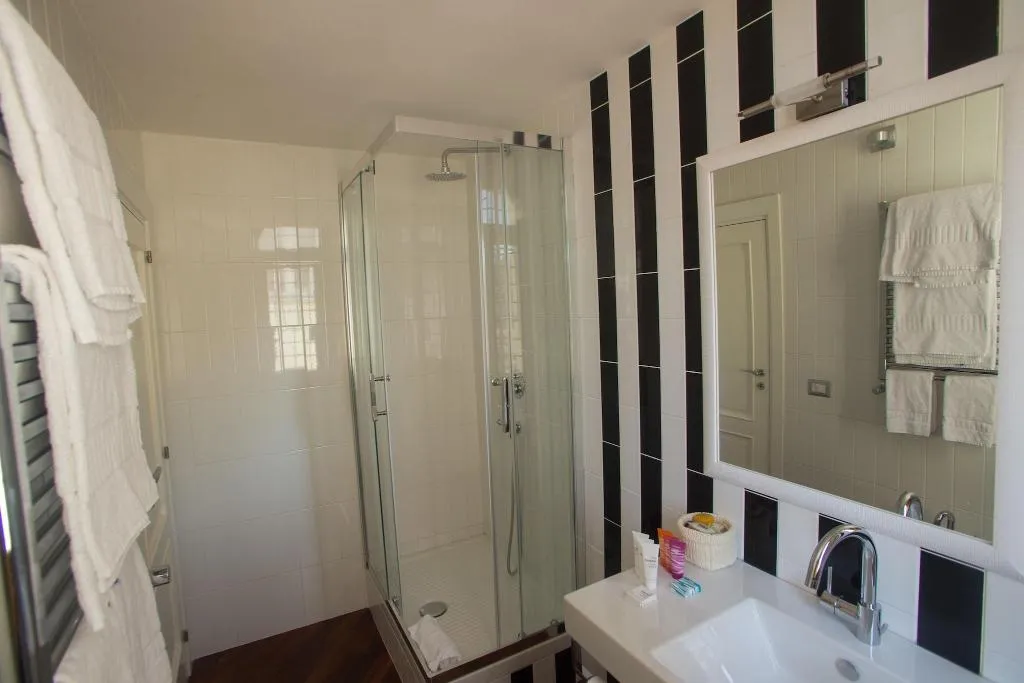 Double or Twin WITH DOUBLE BED Room, Relais Arco Della Pace, Rome