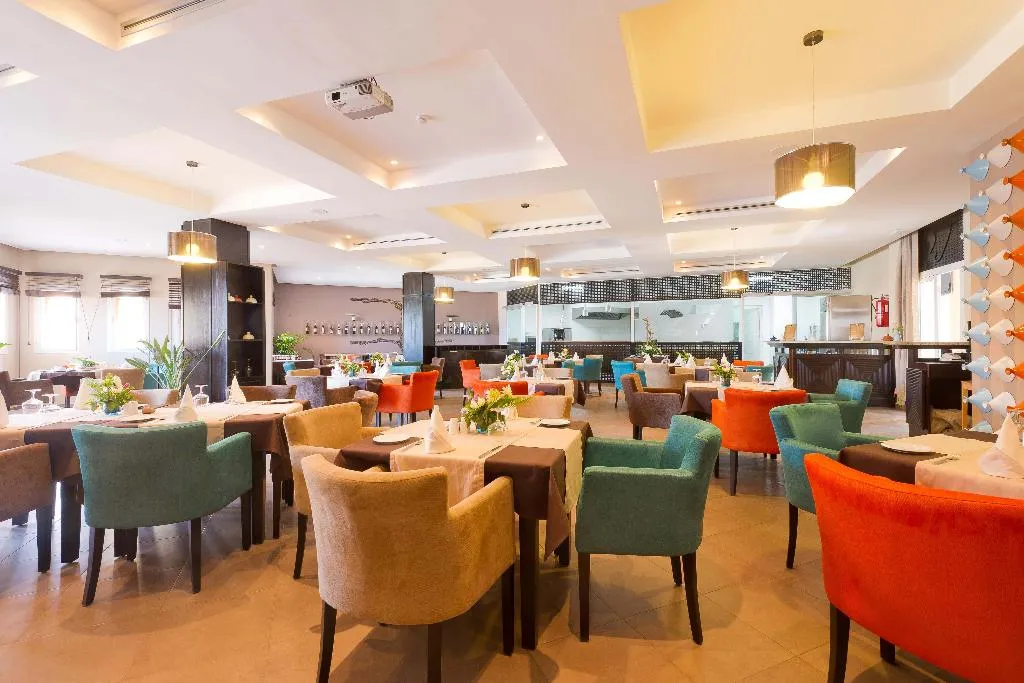Restaurant, Paradis Plage Surf Yoga & Spa Resort, Agadir