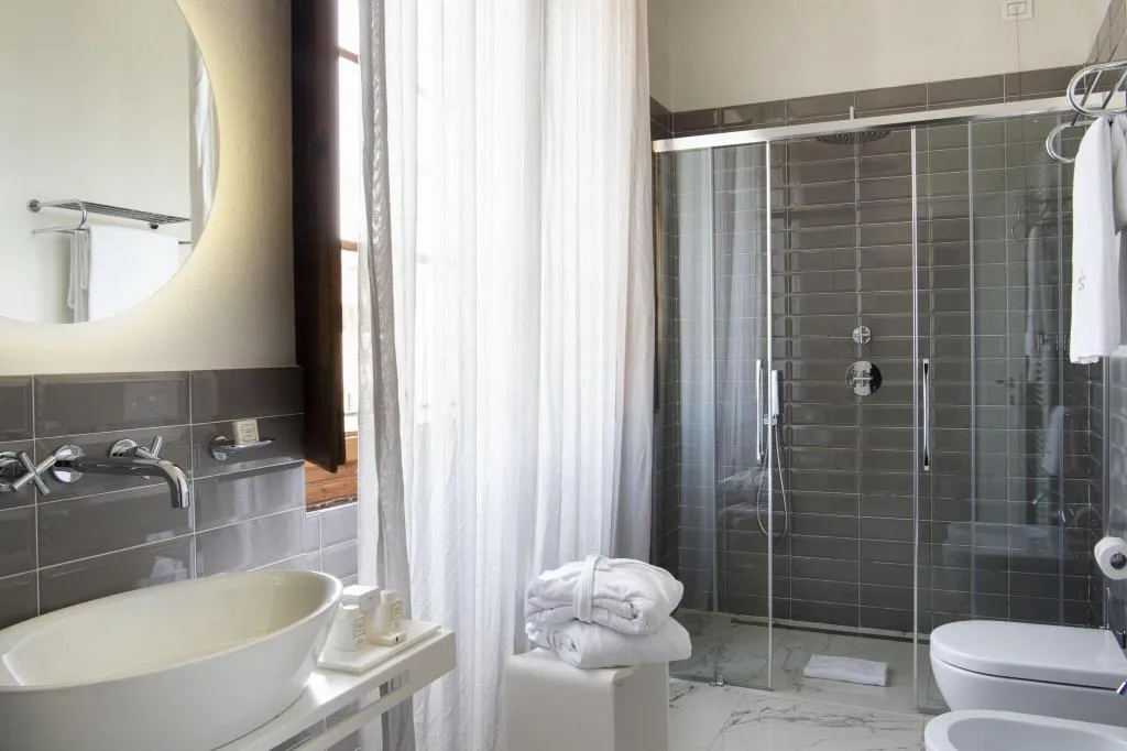 DOUBLE DELUXE KING BED Room, Horto Convento, Florence