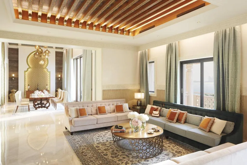 SUITE KING SIZE BED Room, Jumeirah Al Qasr Dubai, Dubai