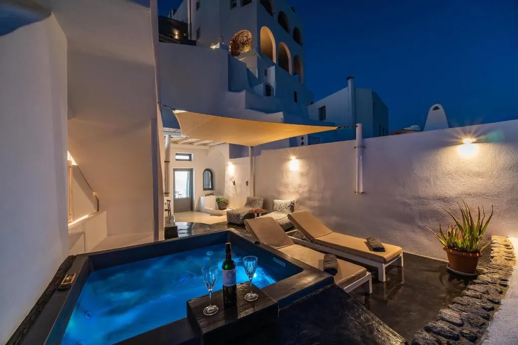 Room, Solstice Luxury Suites, Santorini