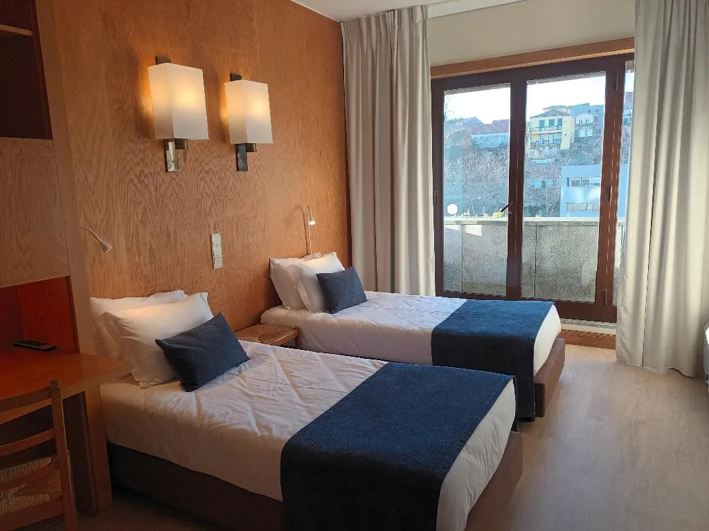 Double or Twin SUPERIOR Room, Vilar Oporto Hotel, Porto