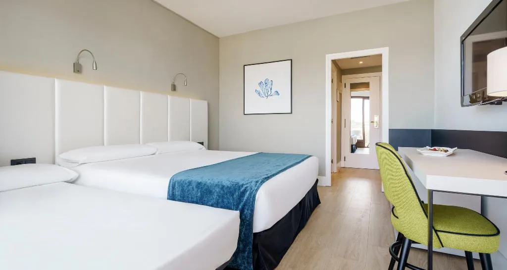 Double or Twin SEA VIEW Room, Ilunion Caleta Park, Costa Brava
