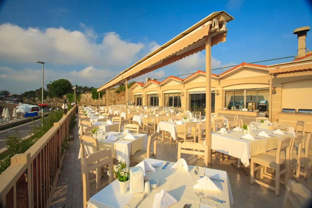 Restaurant, Can Garden Beach, Antalya