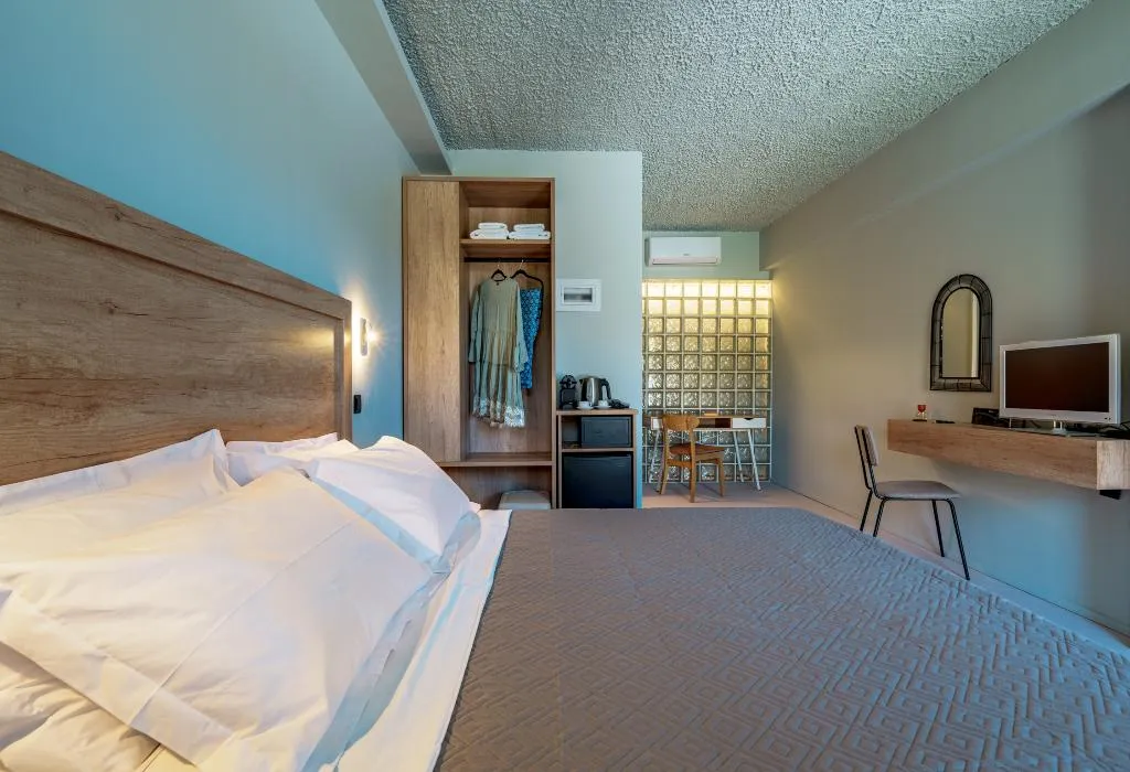 DOUBLE WITH JACUZZI Room, Coudour Boutique Hotel  Adults Only, Kefallinia