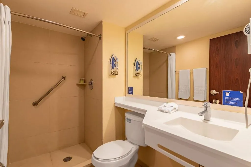 DOUBLE QUEEN SIZE BED Room, City Express By Marriott Playa del Carmen, Playa Del Carmen