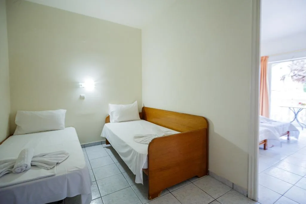 APARTMENT CAPACITY 2 TWO BEDROOMS Room, Vivian Hotel, Zante