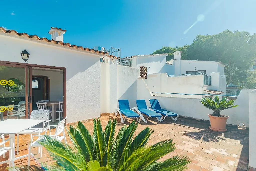 APARTMENT WITH TERRACE Room, Flip Flop Surfing Playa Apartments, Majorca