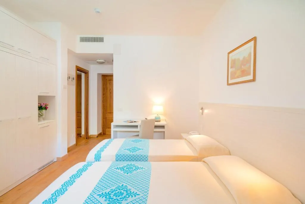FAMILY ROOM GARDEN VIEW Room, Hotel Dei Pini, Alghero