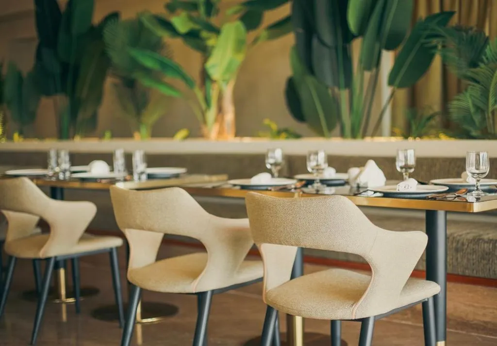 Restaurant, Dubai Marine Beach Resort & Spa, Dubai