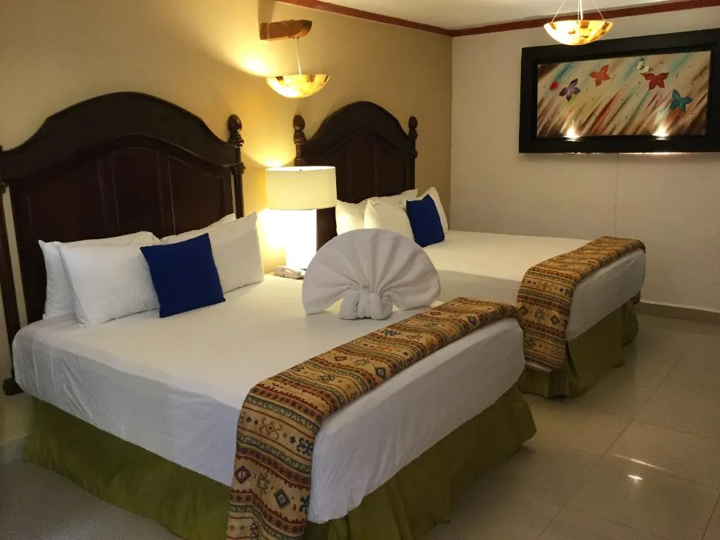 DOUBLE STANDARD Room, Las Golondrinas, Playa Del Carmen