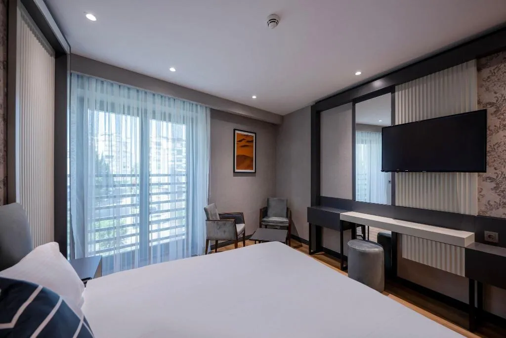 DOUBLE STANDARD Room, Four Points Express By Sheraton Antalya Lara, Antalya