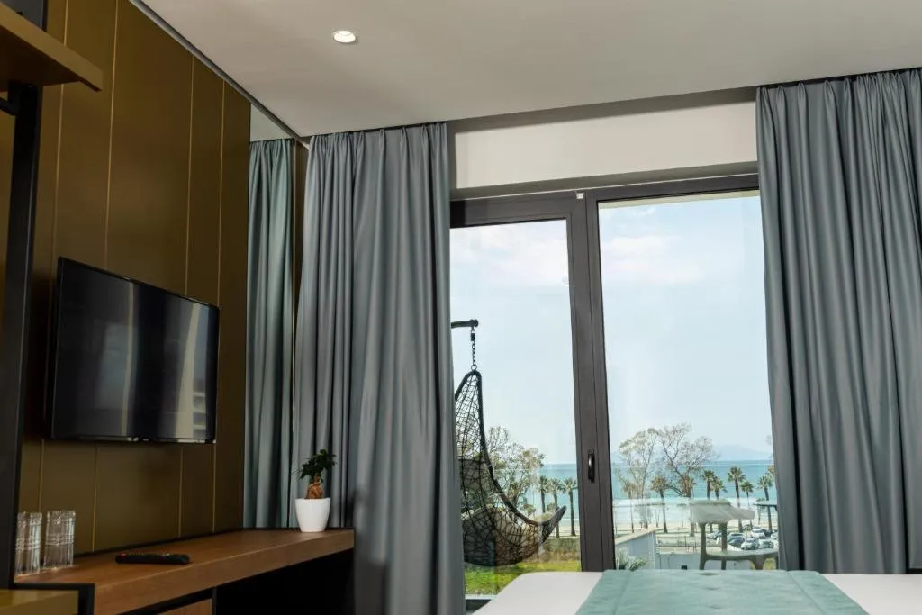TRIPLE WITH VIEWS Room, Ames Hotel & SPA, Kavaje