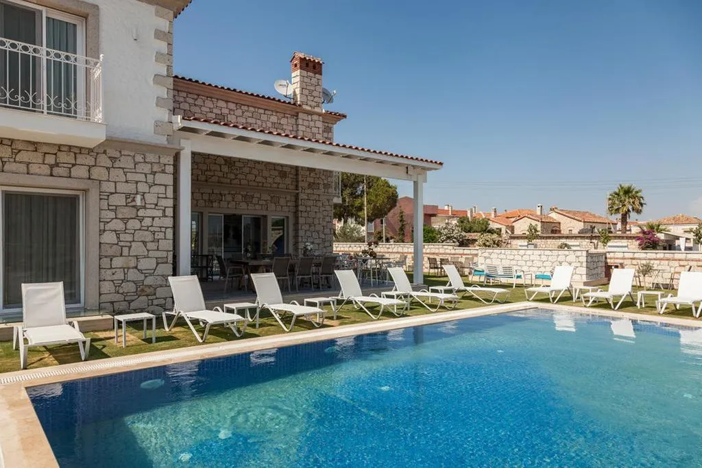 Pool, Alacaat, Izmir
