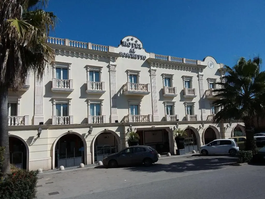 General view, Hotel Al Boschetto, Naples