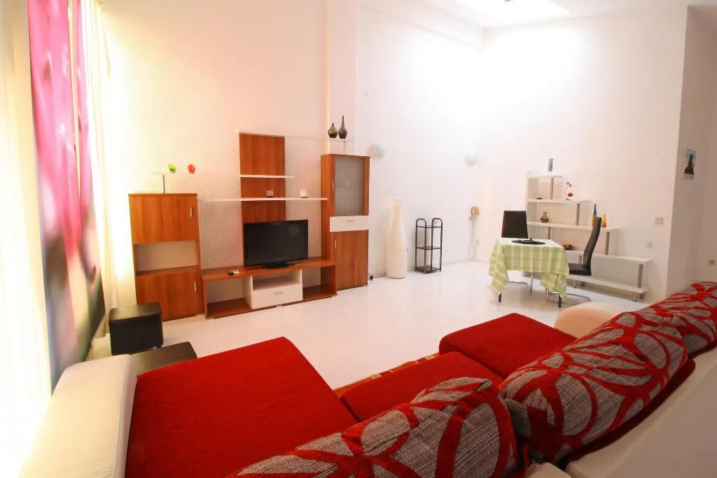 APARTMENT DUPLEX Room, Holiday Duplex Esmeralda, Costa Blanca