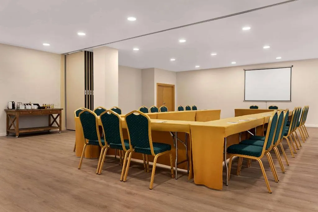 Conferences, Ramada by Wyndham Valencia Almussafes, Valencia