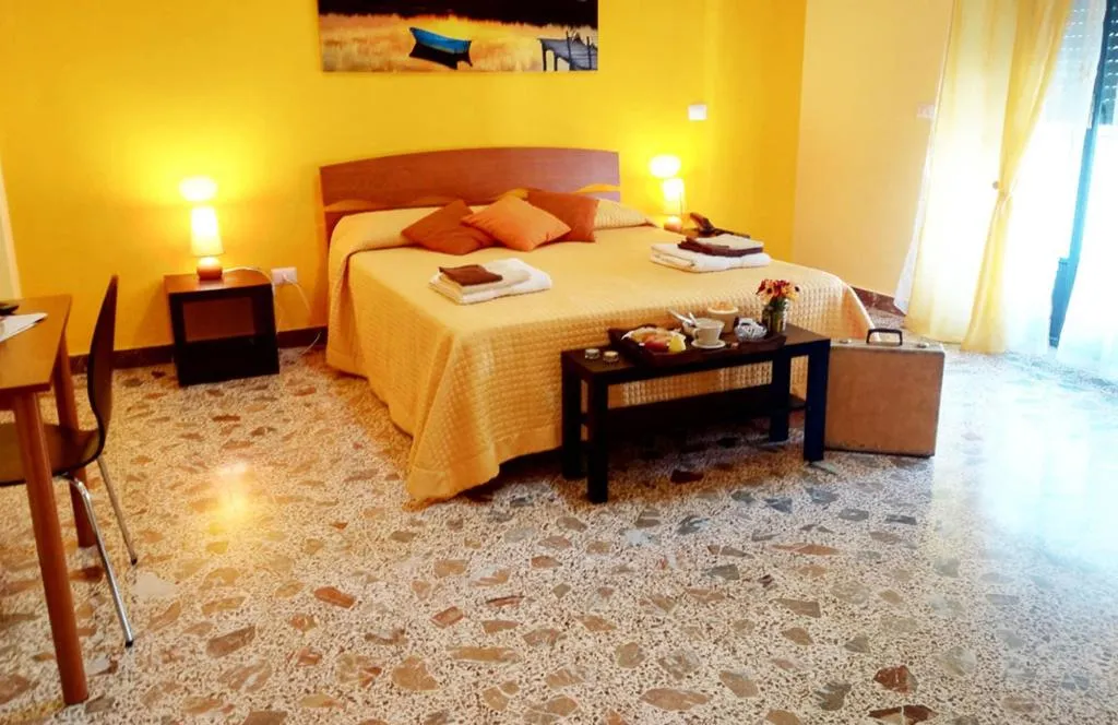 Room, B&B Casa Mia, Taormina