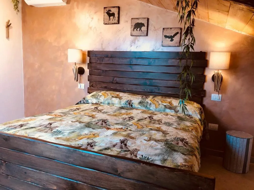 Room, B&B La Mansarda, Naples