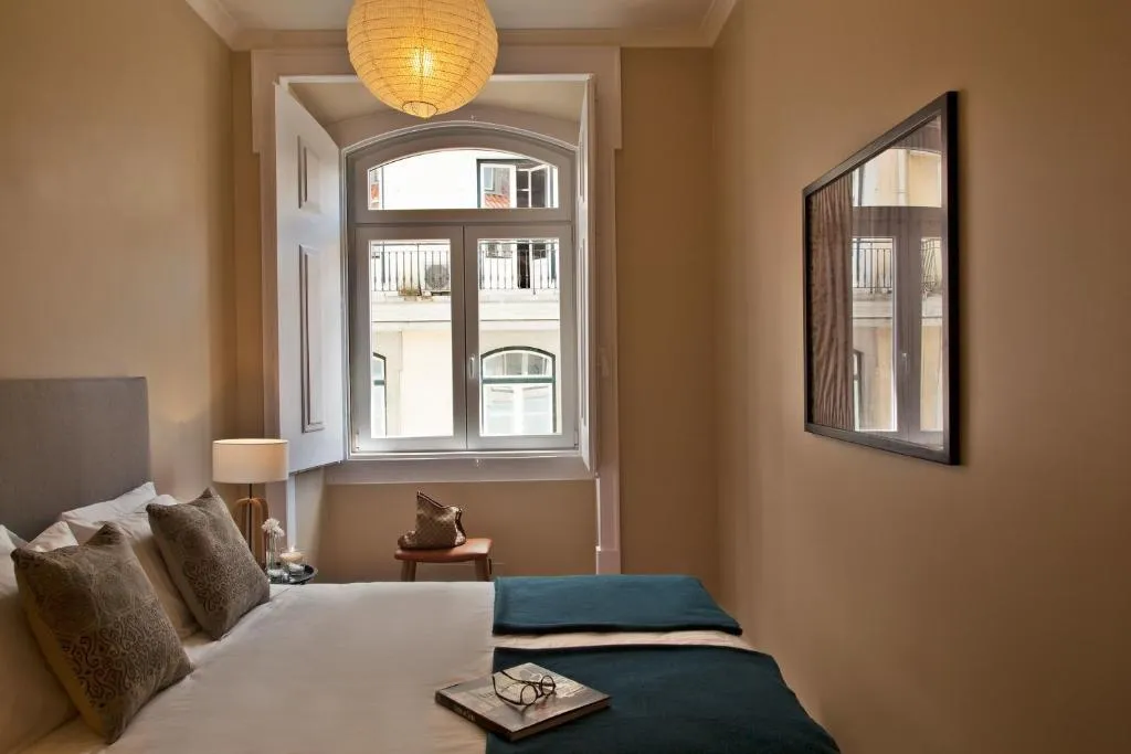 APARTMENT SUPERIOR THREE BEDROOMS Room, Lisbon Five Stars Apartments São Julião 72, Lisbon