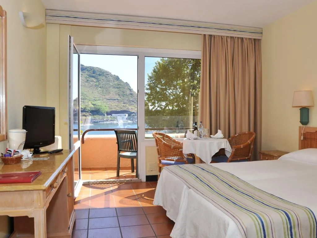 Double or Twin CLUB Room, Baia Madeira Hotel, Madeira