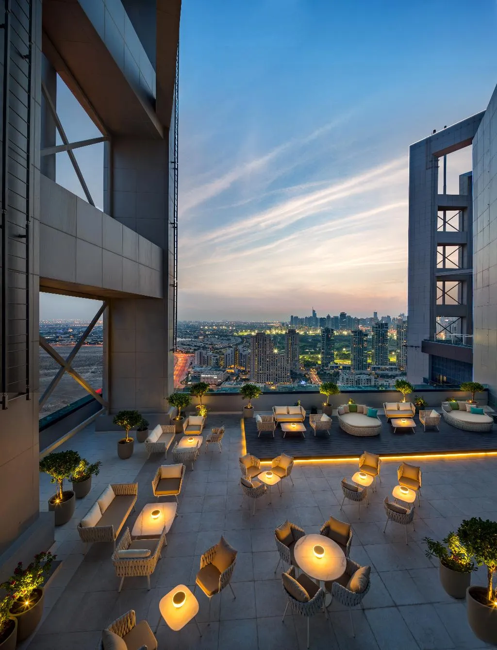 Restaurant, Millennium Place Barsha Heights Hotel Apartments, Dubai