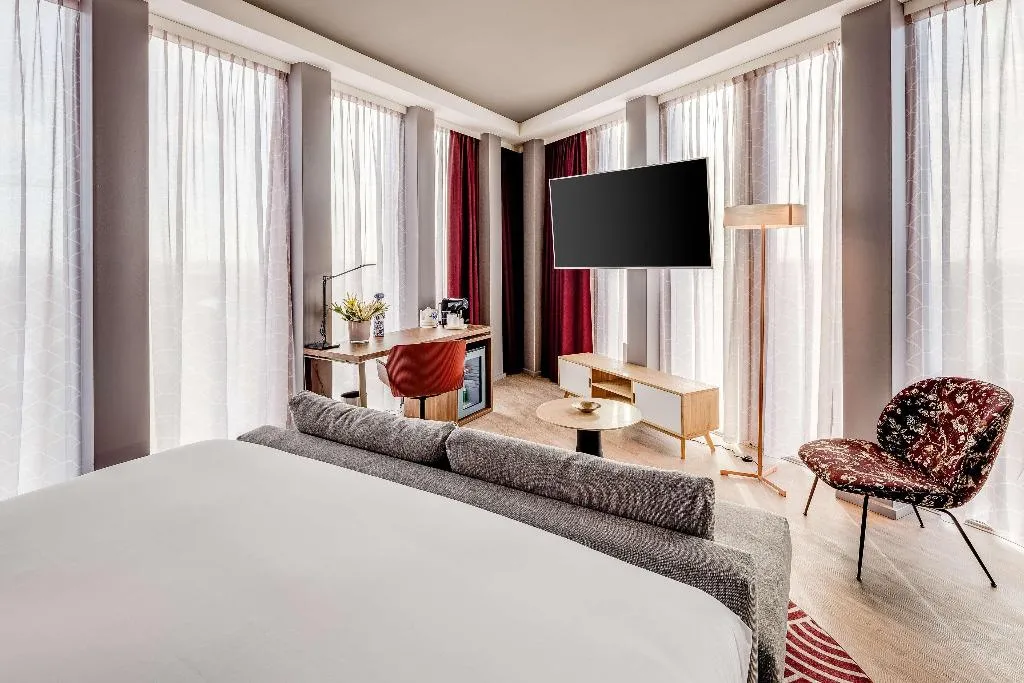 DOUBLE PREMIUM Room, nhow Amsterdam RAI, Amsterdam