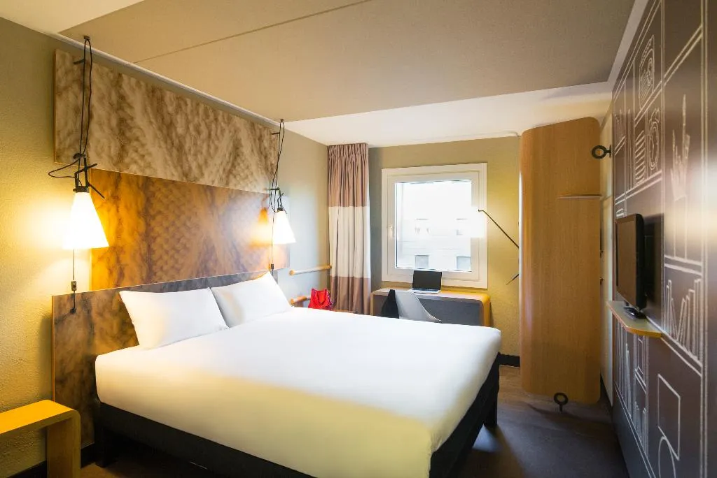 DOUBLE PREMIUM Room, Ibis Amsterdam Centre Stopera, Amsterdam