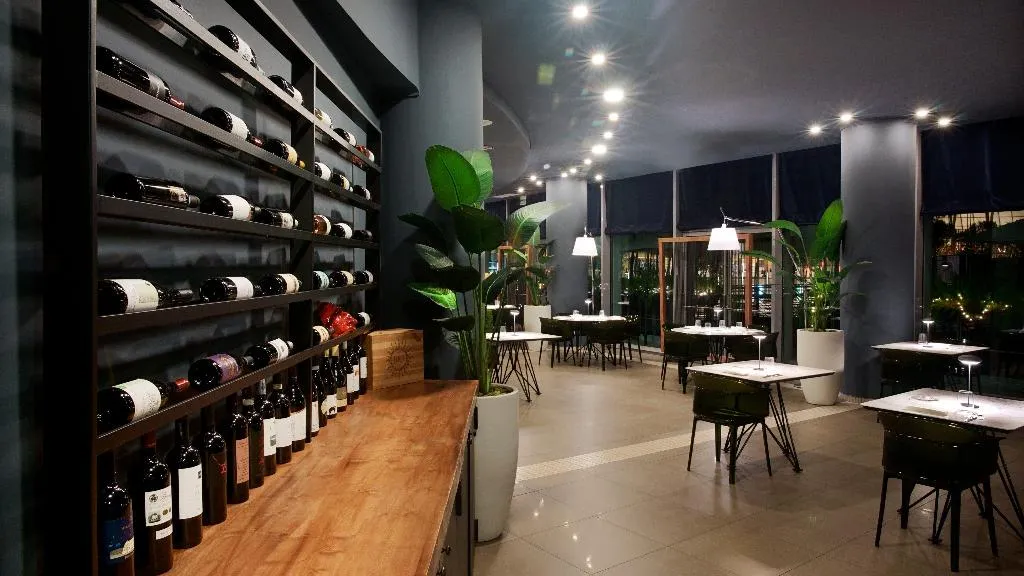Restaurant, Voco Nola - Naples Vulcano Buono by IHG, Naples