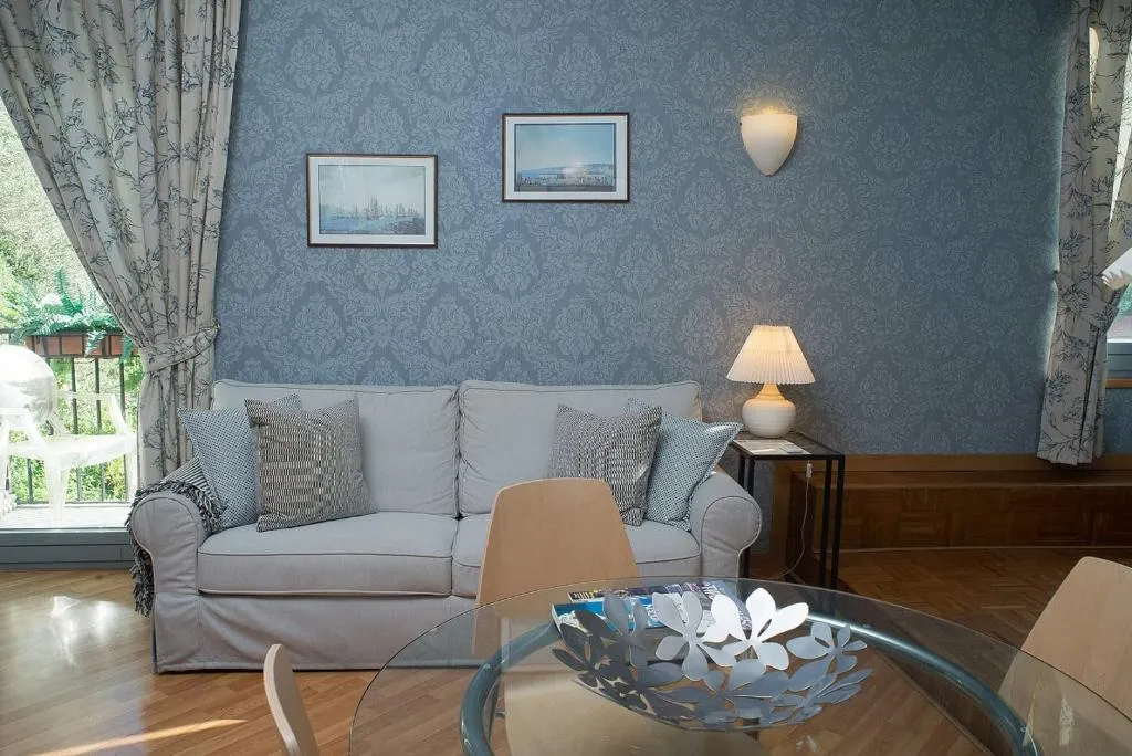 APARTMENT CAPACITY 3 Room, Residenza Echia, Naples