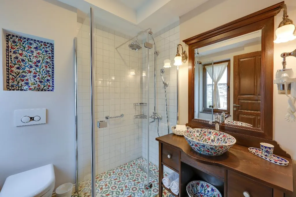 Double or Twin DELUXE POOL VIEW Room, Akanthus Hotel Ephesus, Izmir