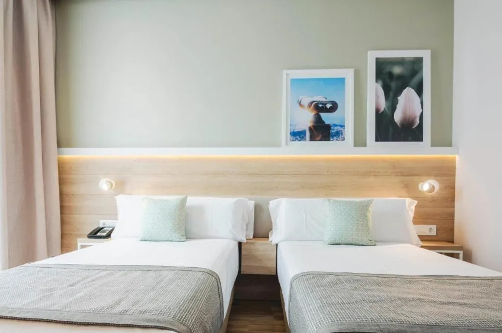 TWIN STANDARD Room, ZT The Golden Hotel Barcelona, Barcelona