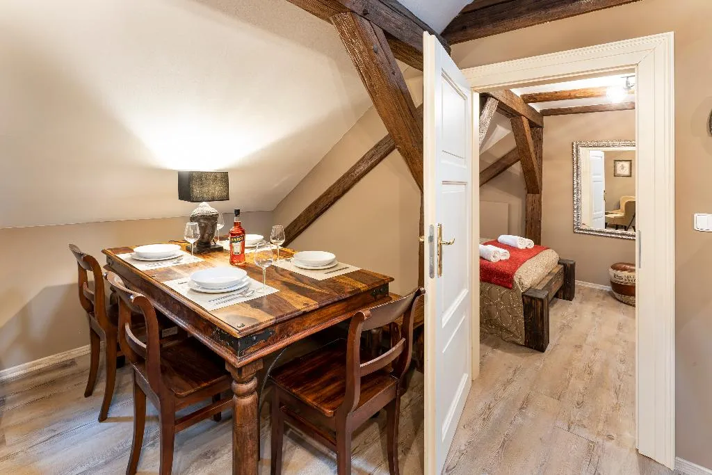 APARTMENT DELUXE THREE BEDROOM Room, Old Town - Aparthotel Michalska, Prague