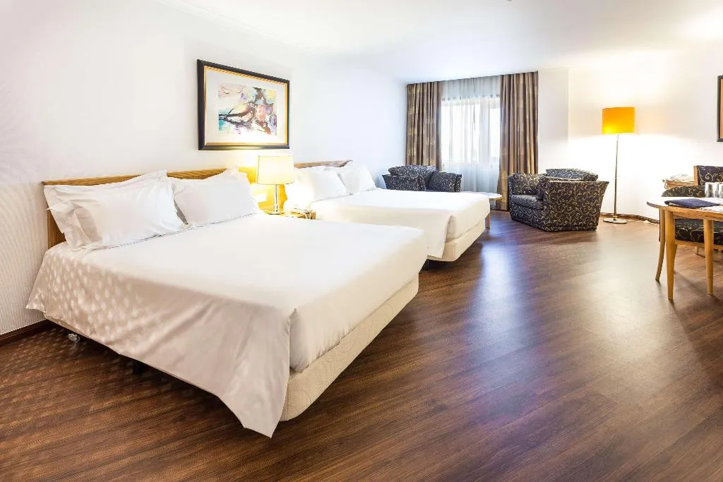 Room, Radisson Blu Hotel, Lisbon, Lisbon