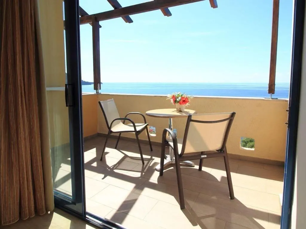Room, Horizon Beach Hotel, Crete