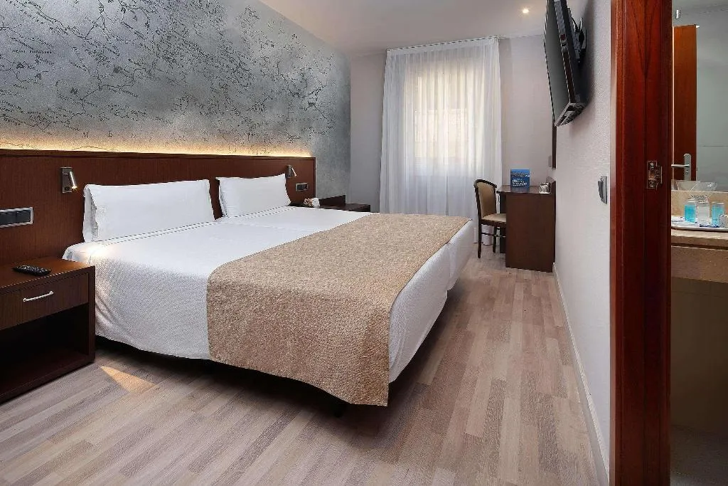 Room, HCC Taber, Barcelona