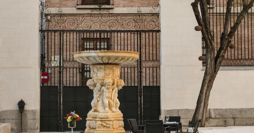 Restaurant, Palacio de los Duques Gran Meliá, Madrid