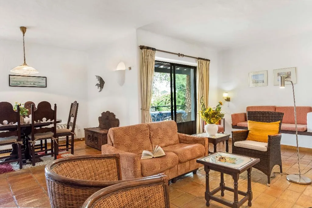 VILLA THREE BEDROOMS Room, Quinta do Paraiso, Algarve