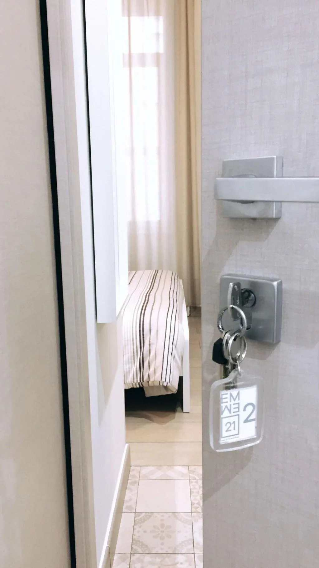 Room, B B Emme21, Naples