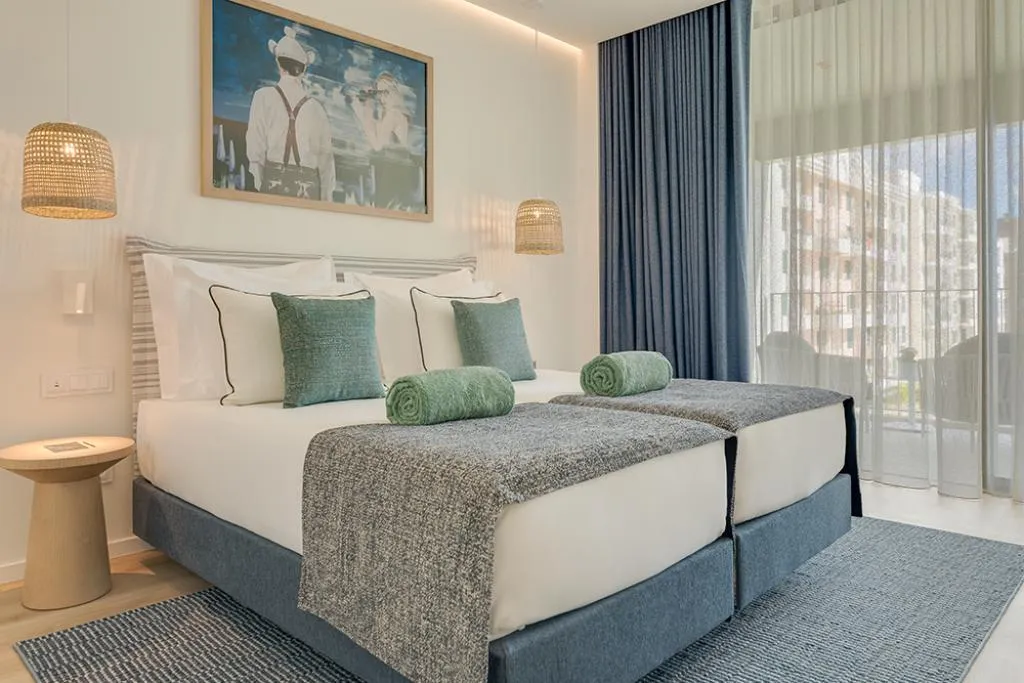 TWIN STANDARD Room, The Editory Ocean Way Funchal, Madeira