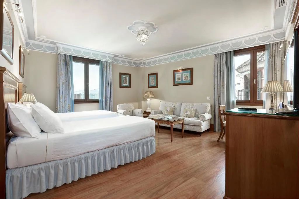 Double or Twin DELUXE CITY VIEW Room, Inglaterra, Seville